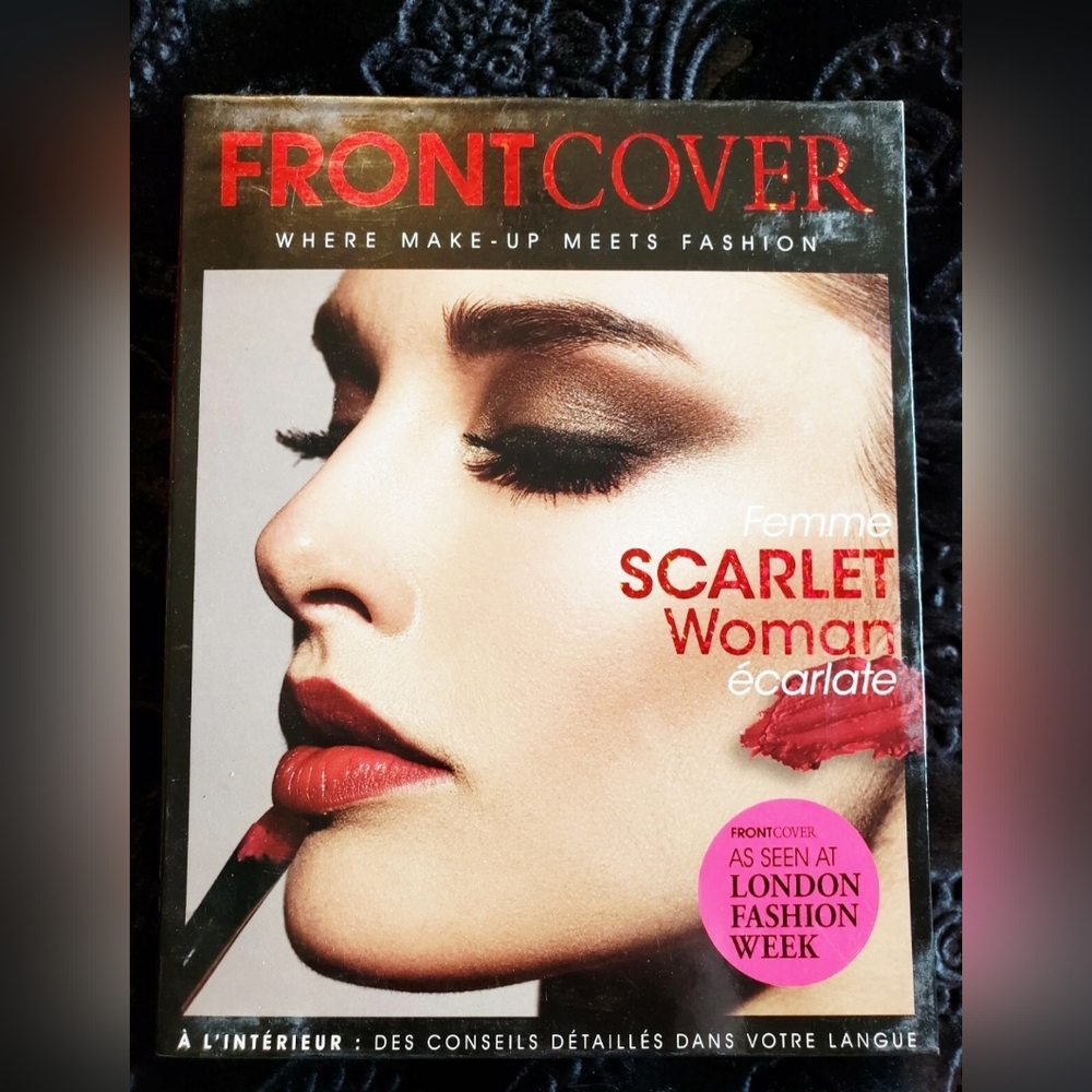 🎄Scarlet Woman Makeup